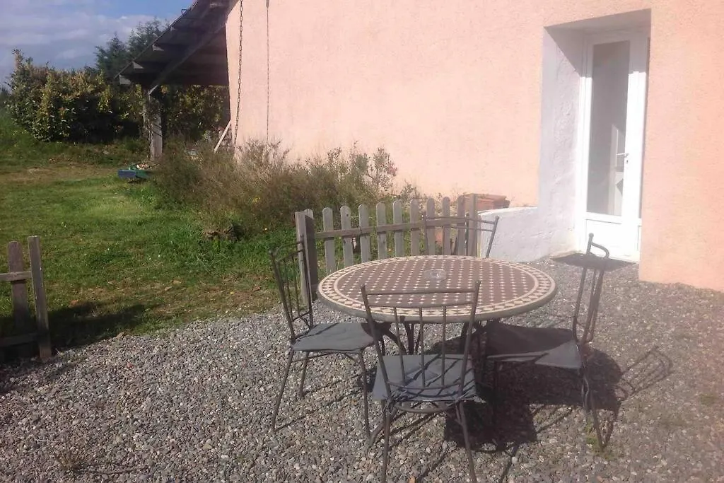 Gite A La Ferme Avec Piscine Bernadets-Debat Holiday home