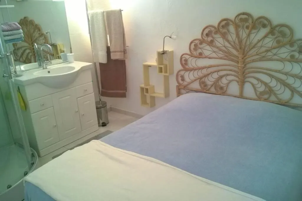 Holiday home Gite A La Ferme Avec Piscine Bernadets-Debat