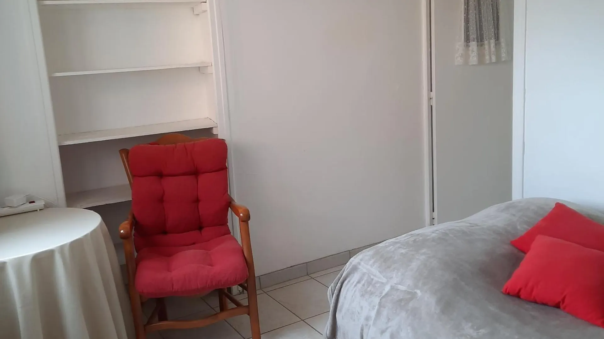 Holiday home Gite A La Ferme Avec Piscine Bernadets-Debat